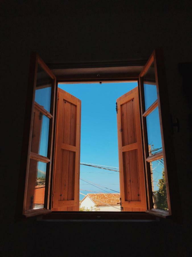 Old Town Hotel Dhërmi Dış mekan fotoğraf