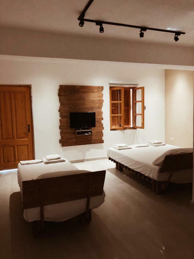 Old Town Hotel Dhërmi Dış mekan fotoğraf