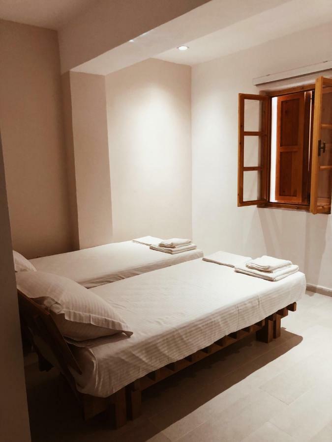 Old Town Hotel Dhërmi Dış mekan fotoğraf