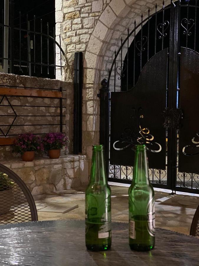 Old Town Hotel Dhërmi Dış mekan fotoğraf